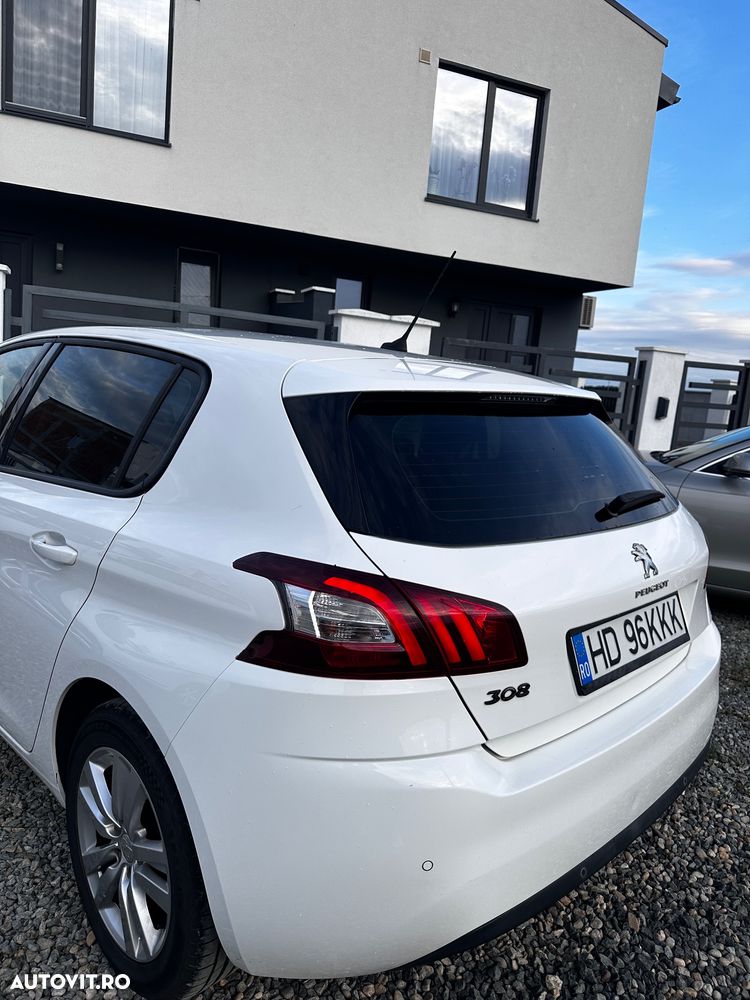 Peugeot 308 1.6 HDI FAP Access - 10