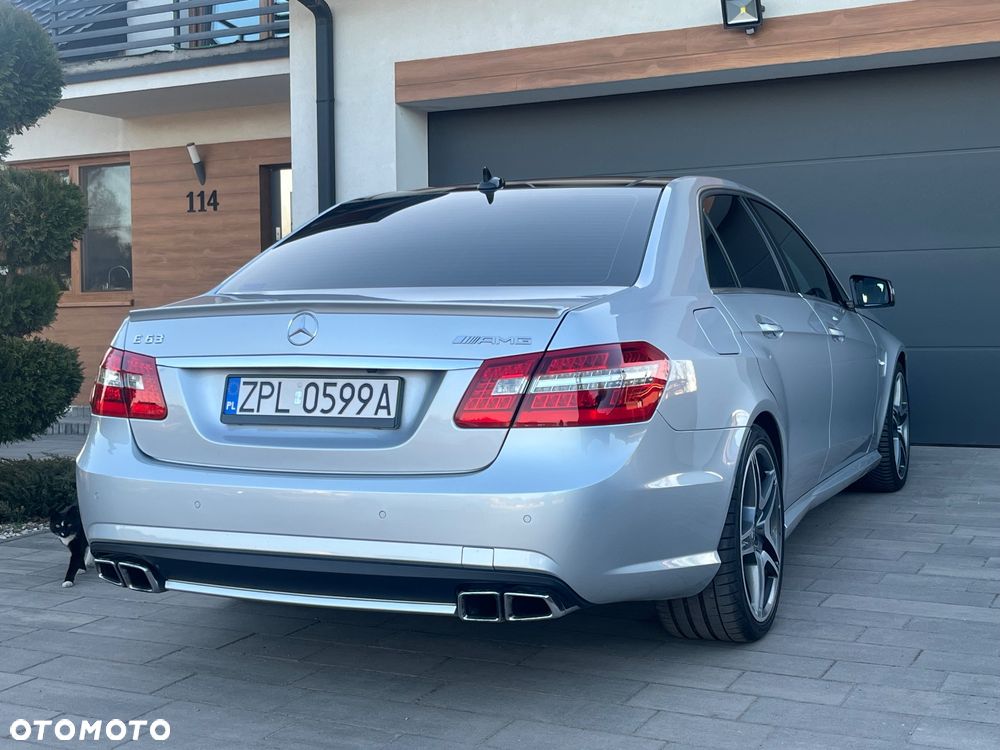 Mercedes-Benz Klasa E - 15