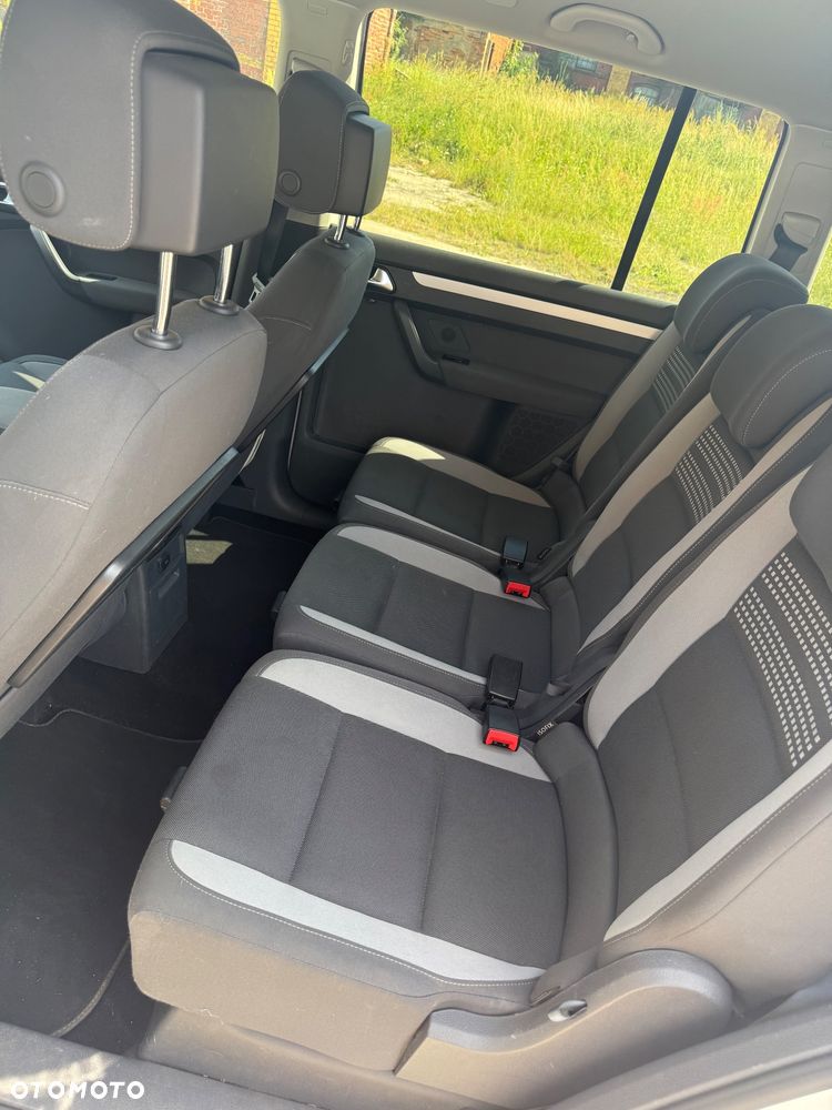 Volkswagen Touran 2.0 TDI DPF Life - 12