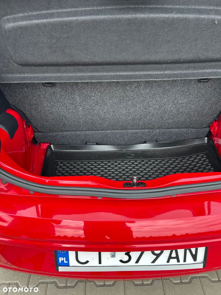 Volkswagen up! Standard - 6