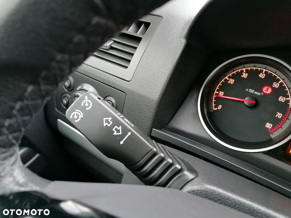 Opel Zafira 1.8 Innovation 110 Jahre - 19