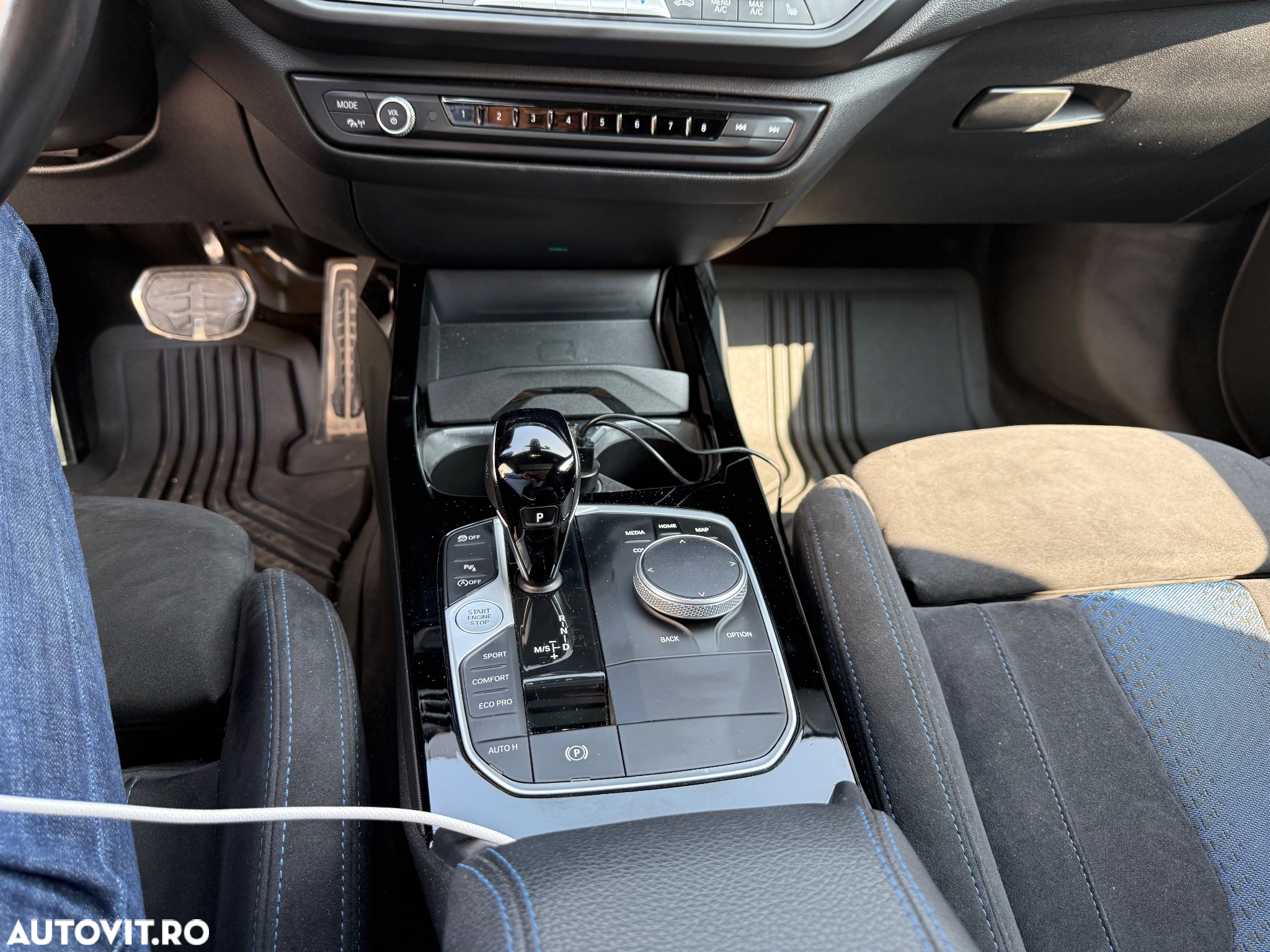 BMW M1 M135i xDrive AT - 11