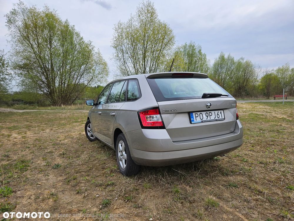 Skoda Fabia 1.2 TSI Active - 3