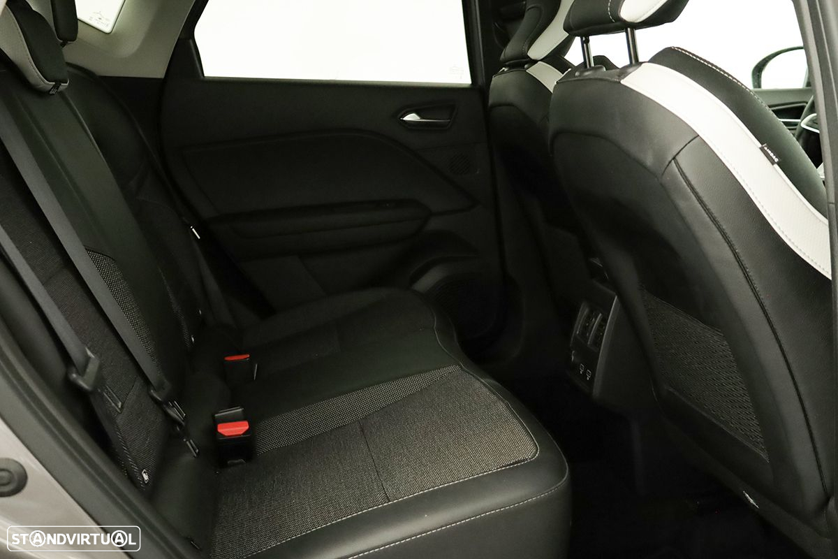 Renault Captur 1.0 TCe Techno Bi-Fuel - 24