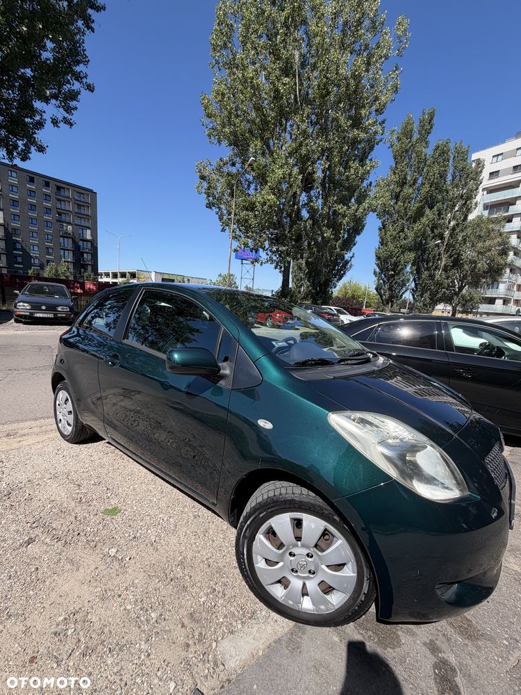 Toyota Yaris 1.0 Luna A/C - 3