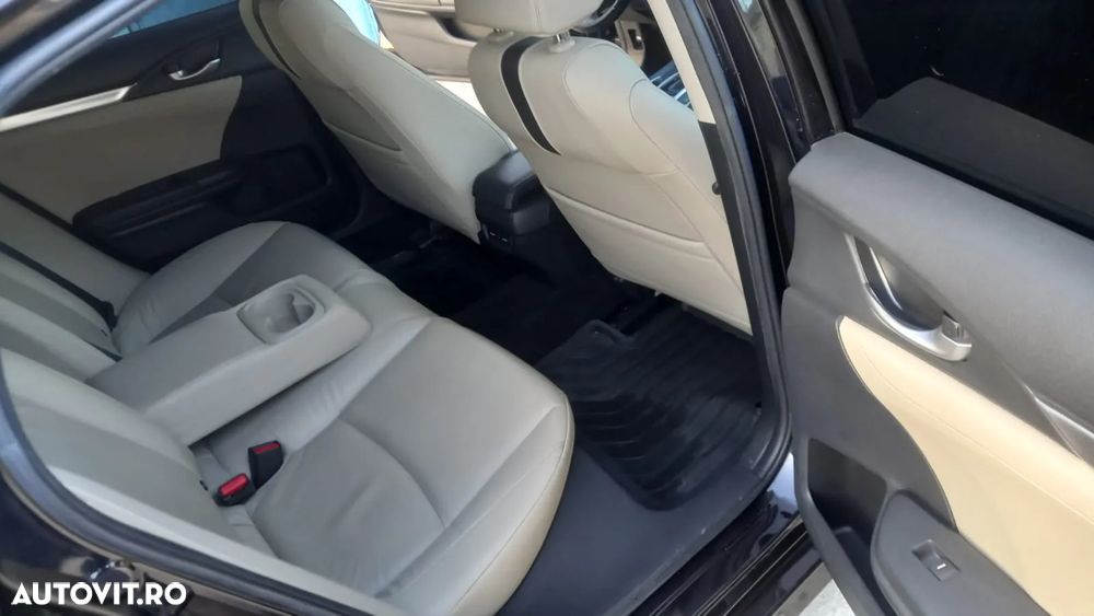 Honda Civic Sedan 1.5 VTEC Turbo CVT Executive - 19