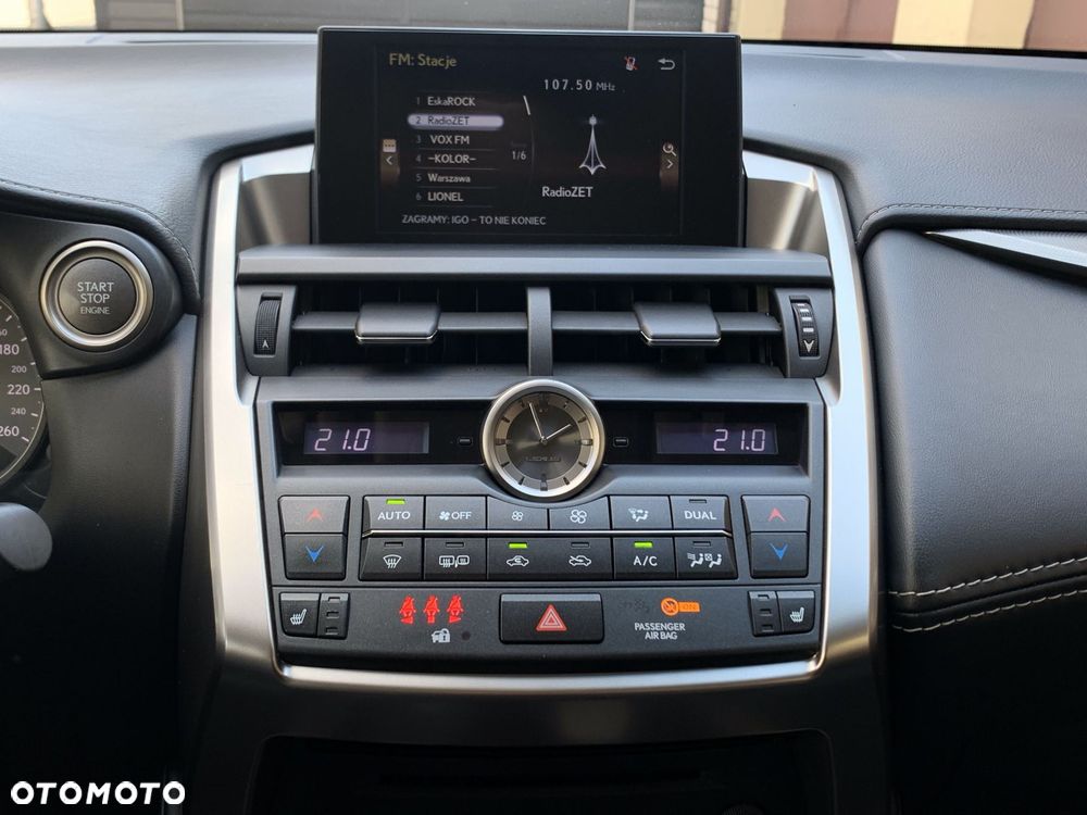 Lexus NX 200t Comfort AWD - 18