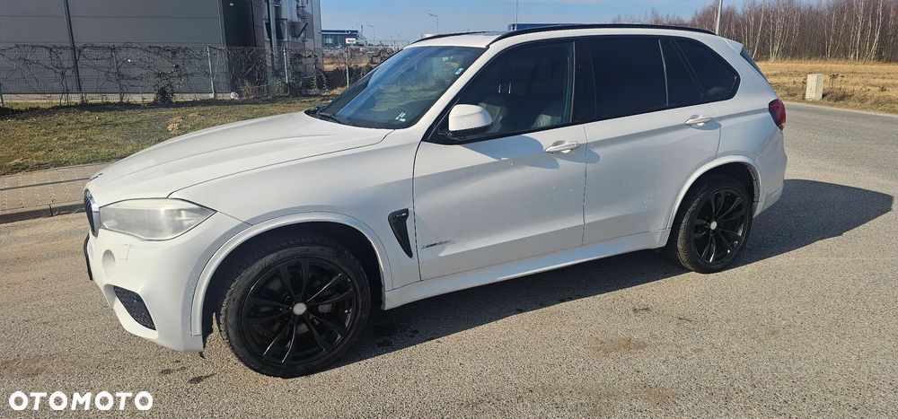 BMW X5 xDrive50i Sport-Aut - 6