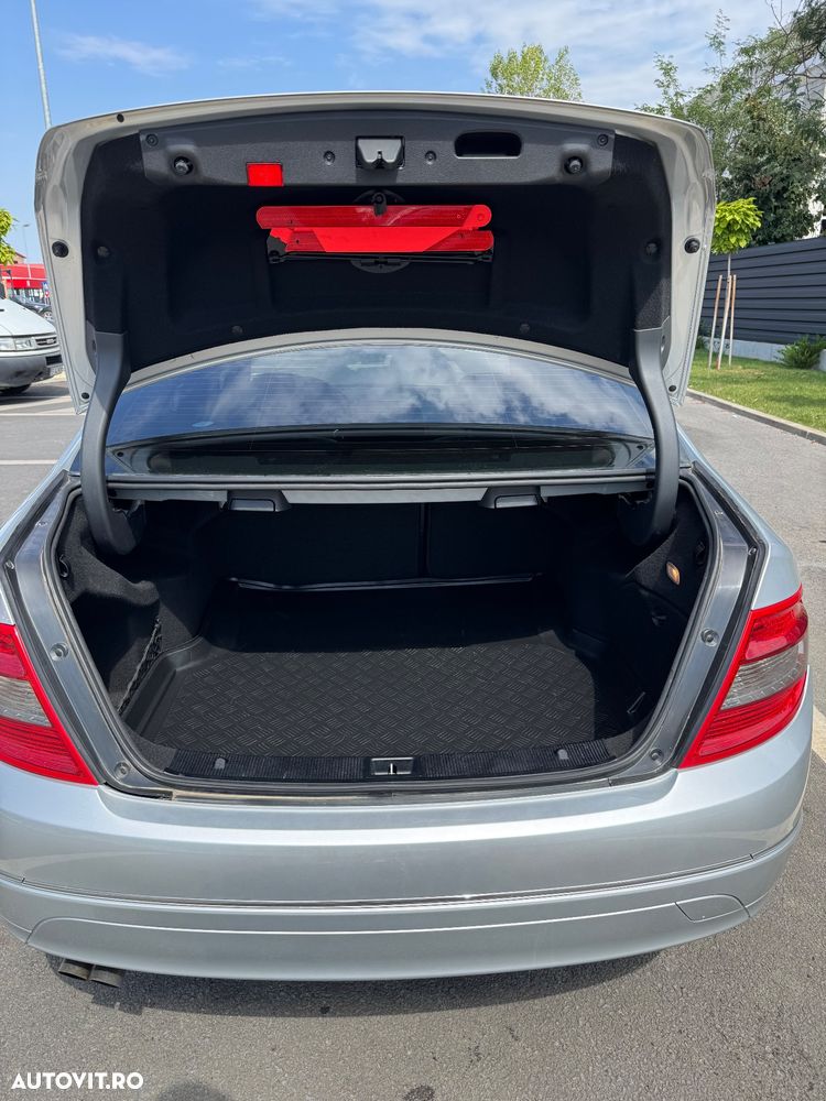 Mercedes-Benz C 200 CDI DPF (BlueEFFICIENCY) Avantgarde - 14