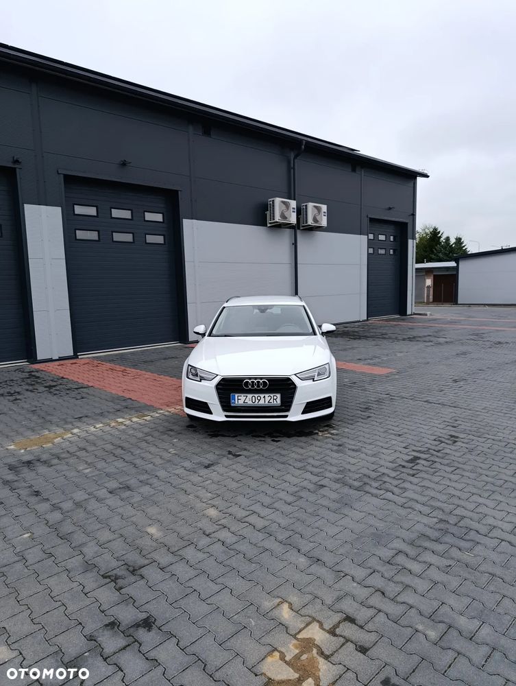 Audi A4 Avant 2.0 TDI S tronic - 2