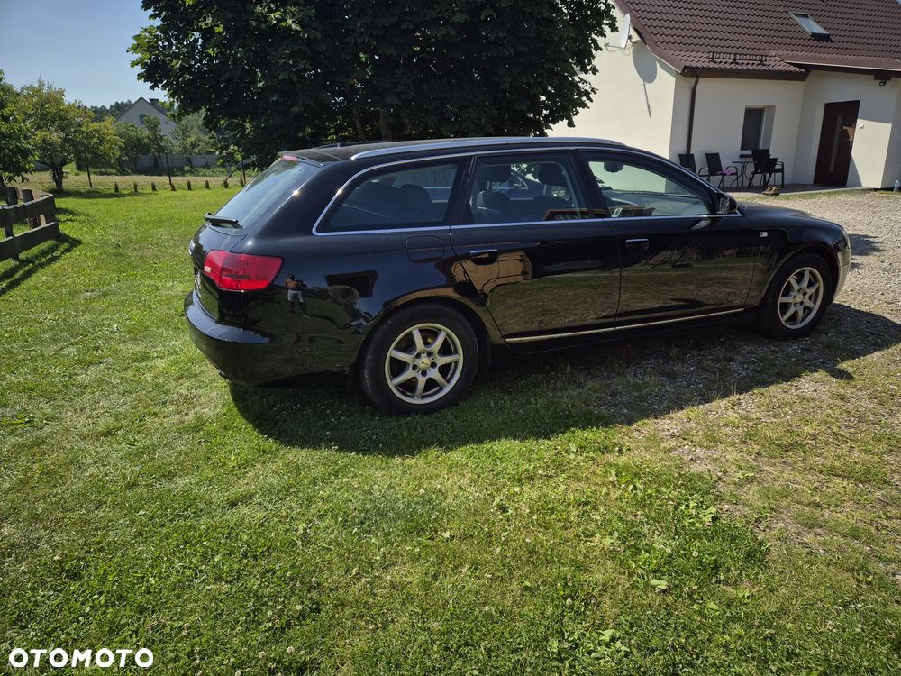 Audi A6 Avant - 4