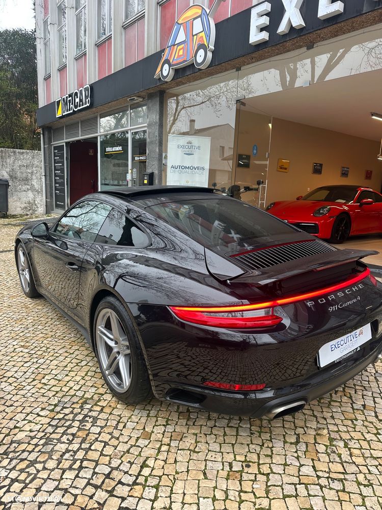 Porsche 911 (991) Carrera 4 PDK - 3