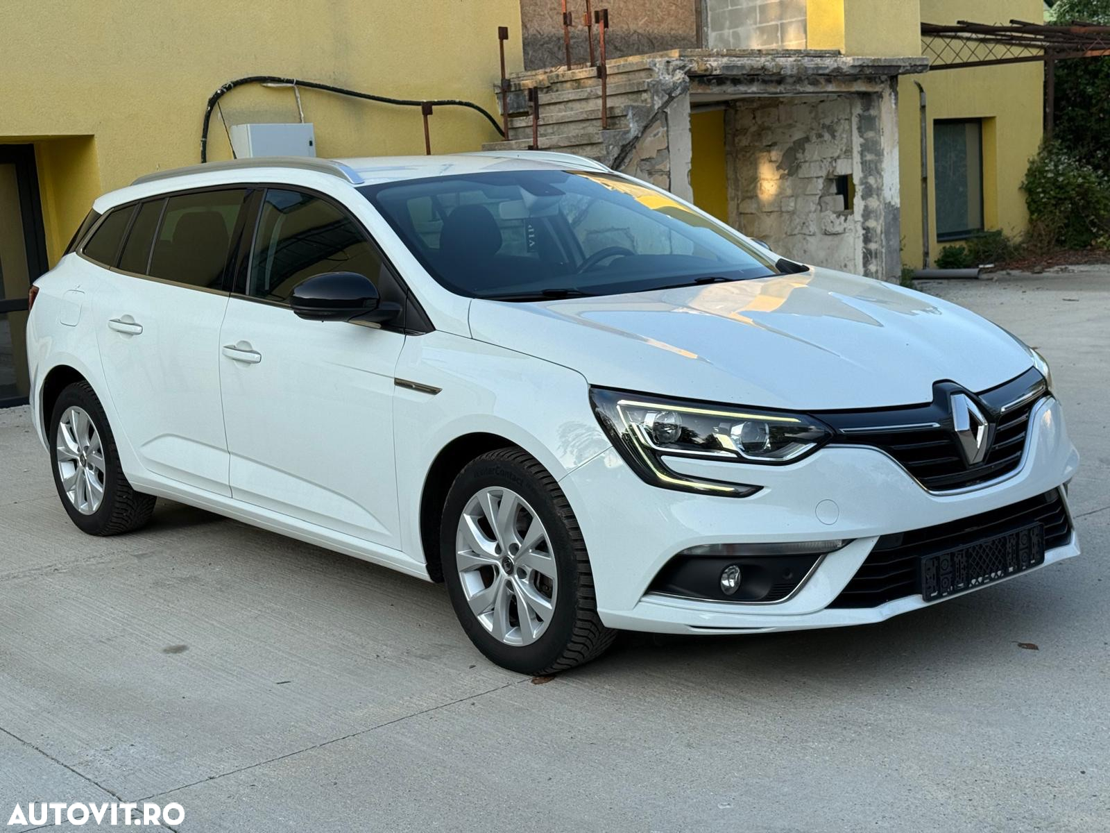 Renault Megane - 8