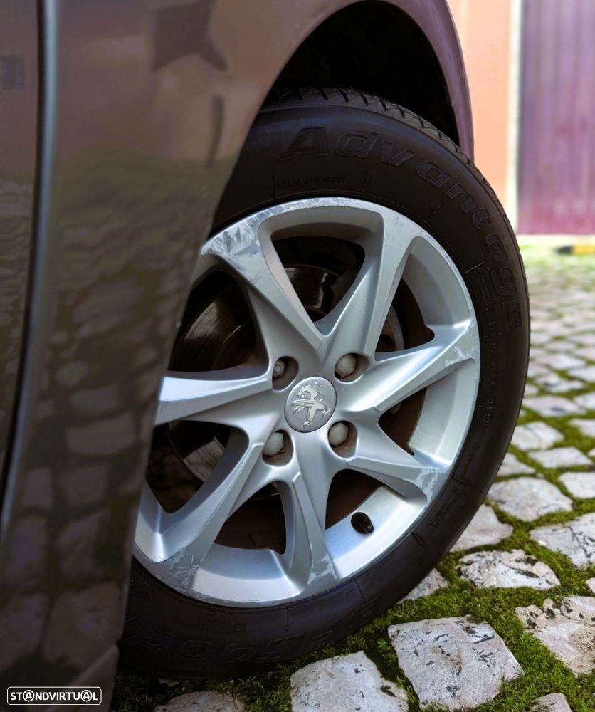 Peugeot 208 1.4 HDi Active - 7