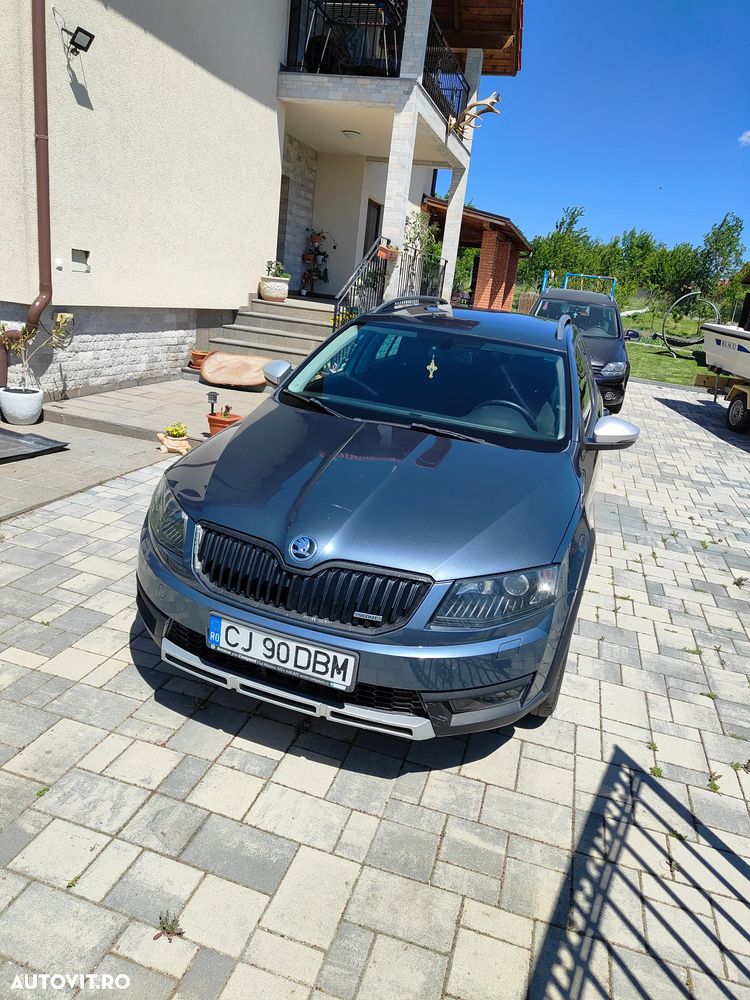 Skoda Octavia 2.0 TDI 4x4 DSG Scout - 19