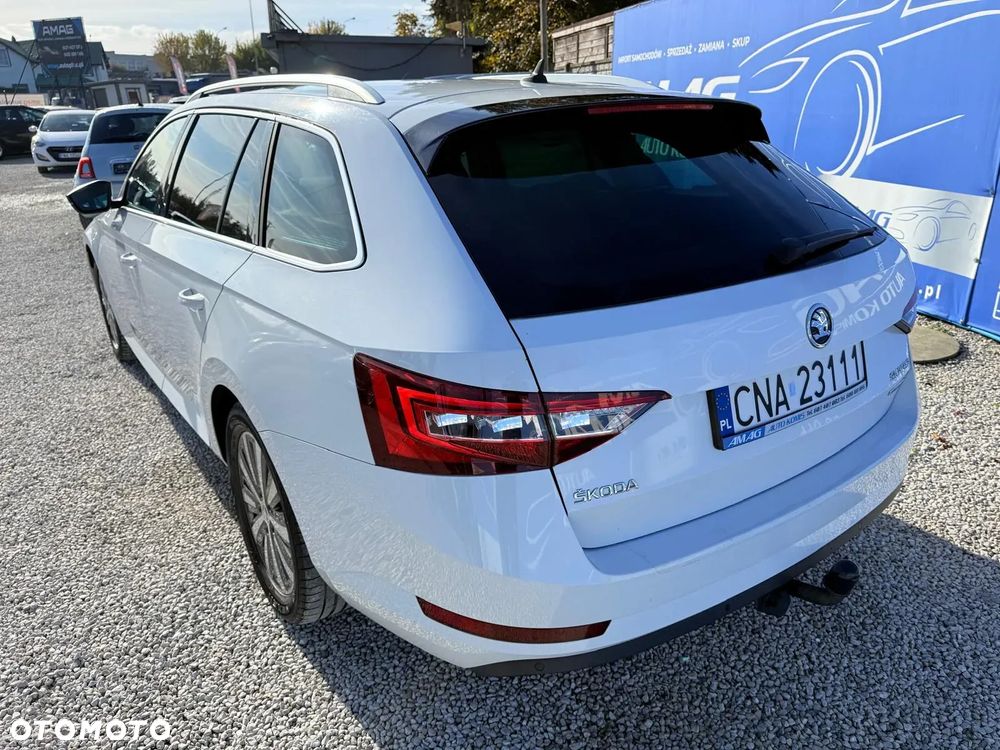 Skoda Superb Combi 1.6 TDI Ambition - 8