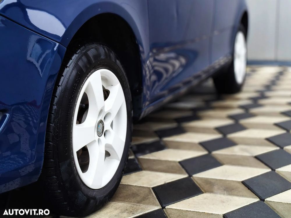 Skoda Fabia 1.2 HTP Active Green tec - 11