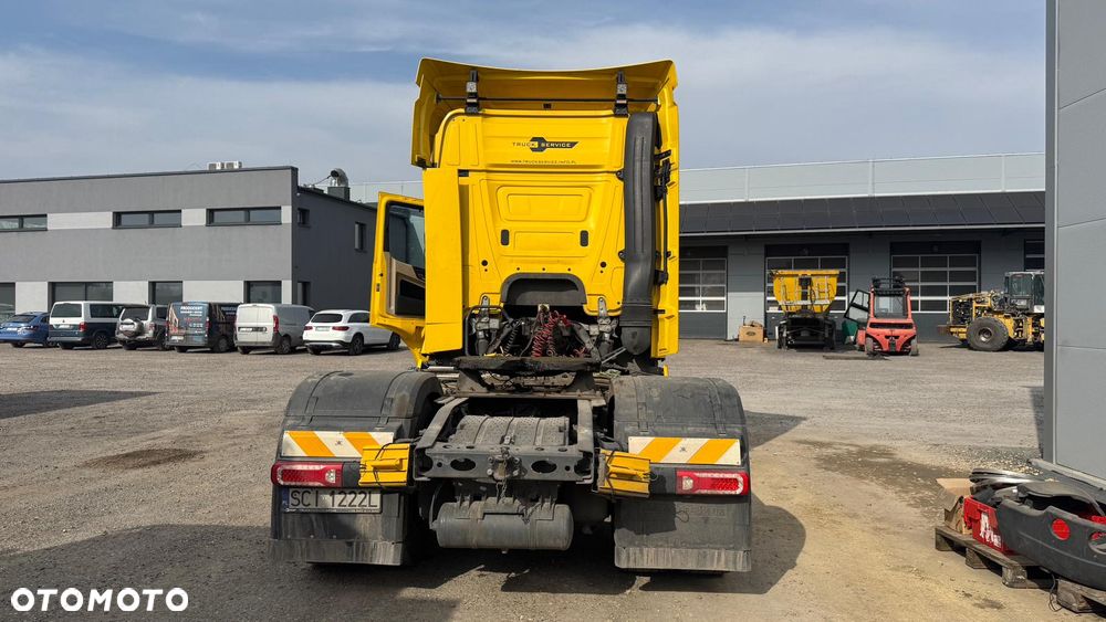 Mercedes-Benz ACTROS - 4