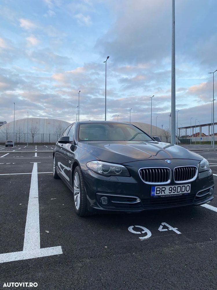 BMW Seria 5 530d Aut. Luxury Line - 1