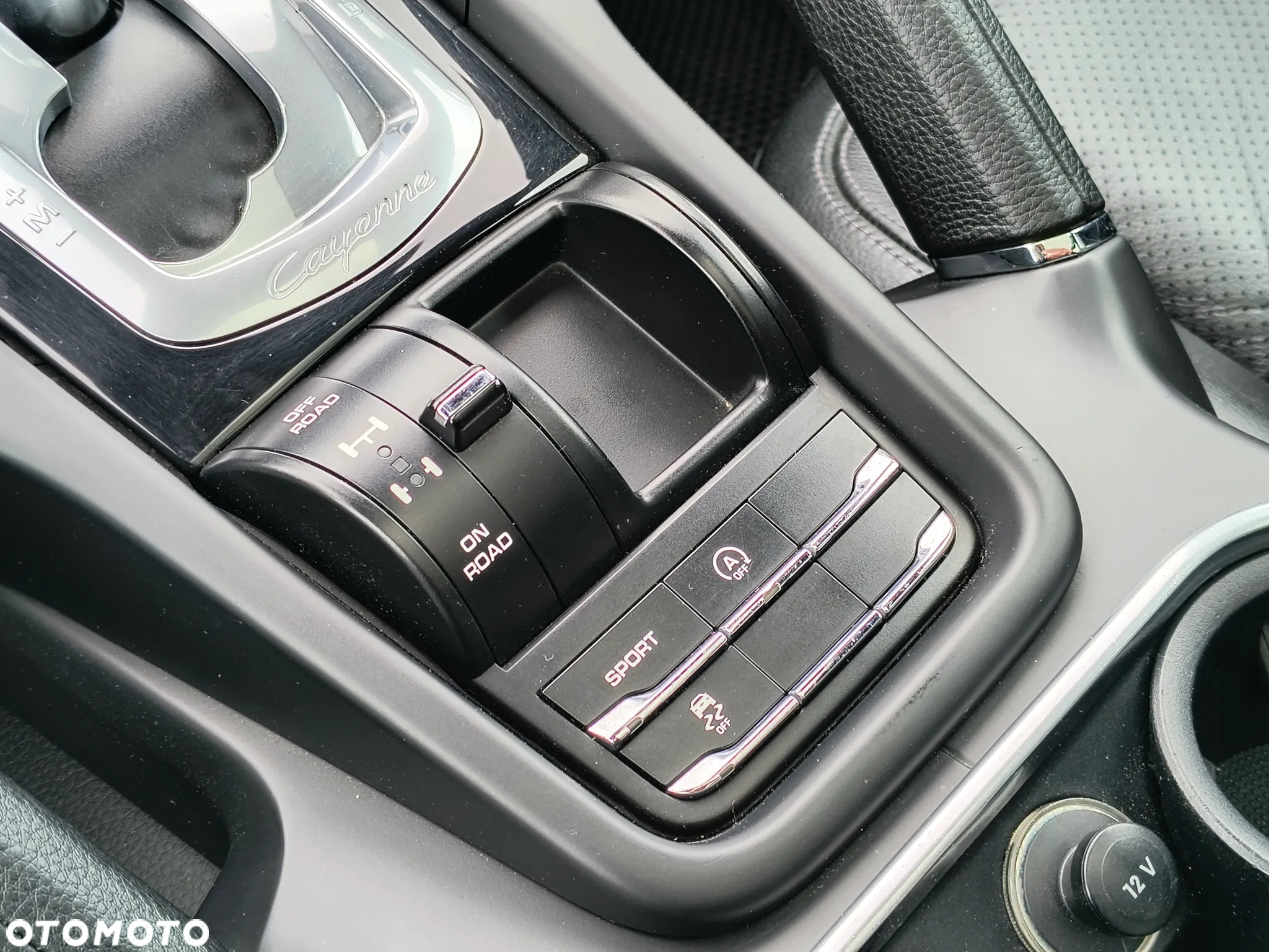 Porsche Cayenne - 14