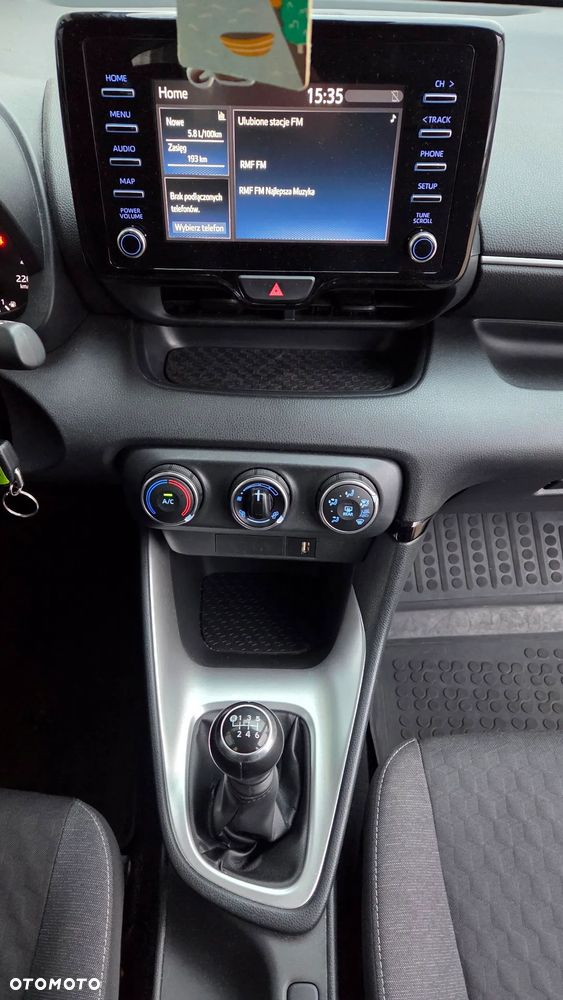 Toyota Yaris 1.5 Comfort - 18