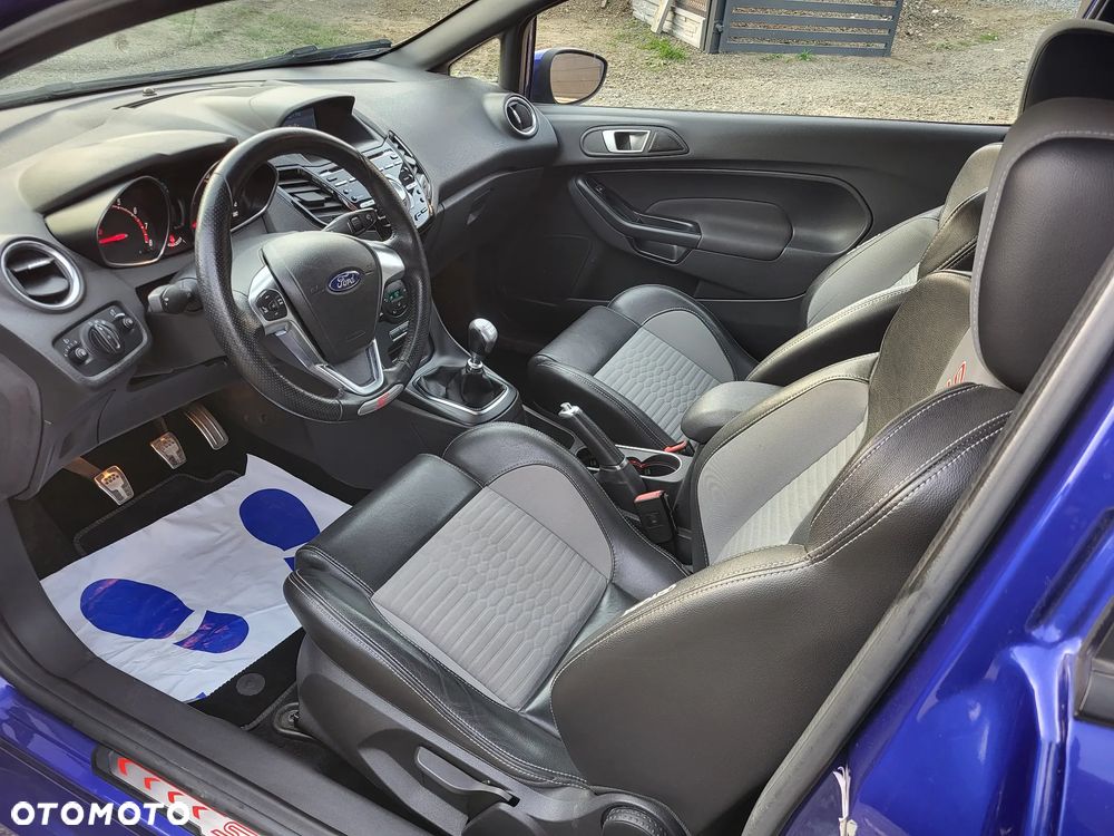 Ford Fiesta ST - 7