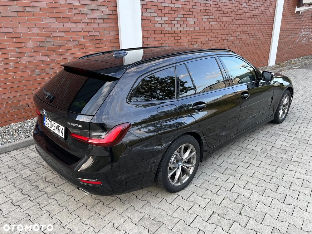 BMW Seria 3 320e M Sport - 16