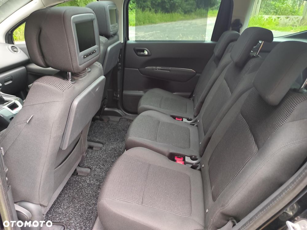 Peugeot 5008 HDI FAP 150 Family Plus - 14