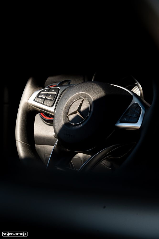 Mercedes-Benz CLA 45 AMG 4Matic Shooting Brake Speedshift 7G-DCT Night Edition - 10