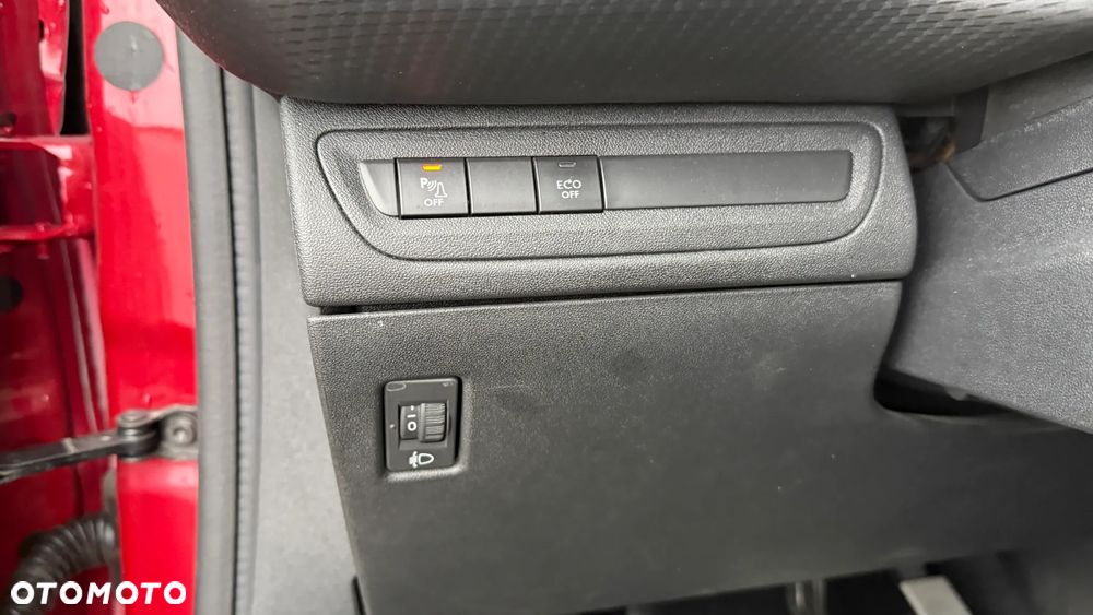 Peugeot 2008 PureTech 110 Stop&Start EAT6 GT-Line Edition - 18