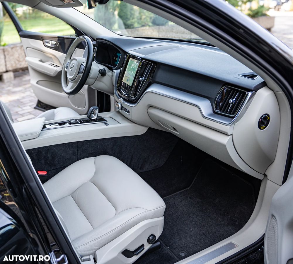 Volvo XC 60 Recharge T6 Twin Engine eAWD Inscription Expression - 13