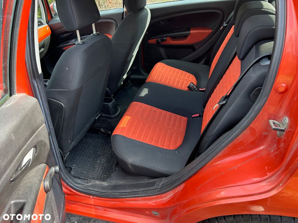 Fiat Grande Punto 1.4 8V Speed - 12