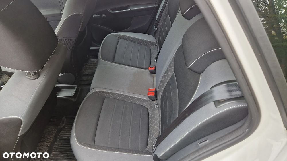 Skoda Fabia 1.0 Active - 4