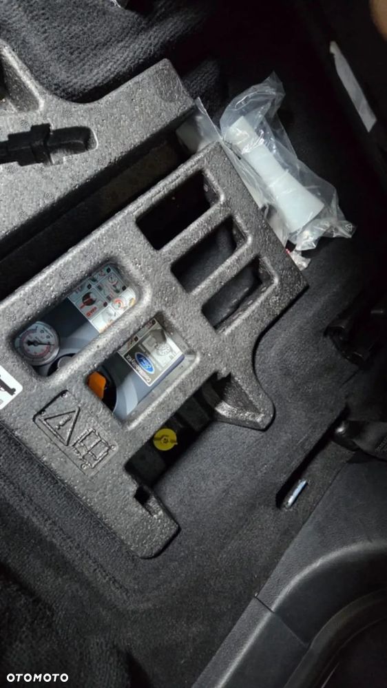 Ford S-Max 2.0 TDCi DPF Titanium MPS6 - 26