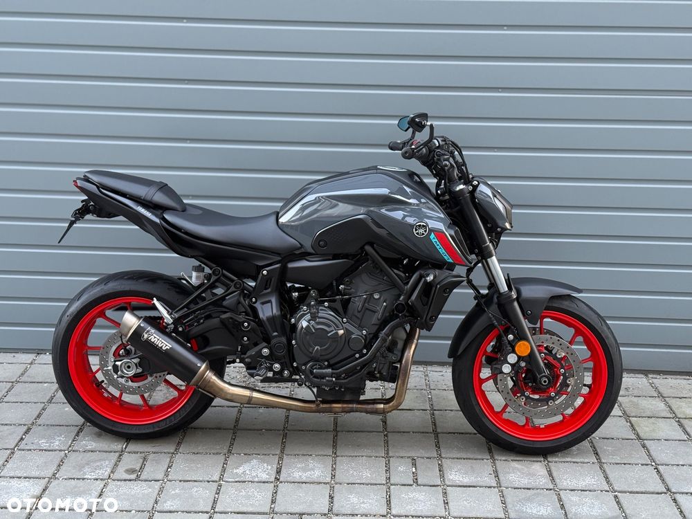 Yamaha MT - 22