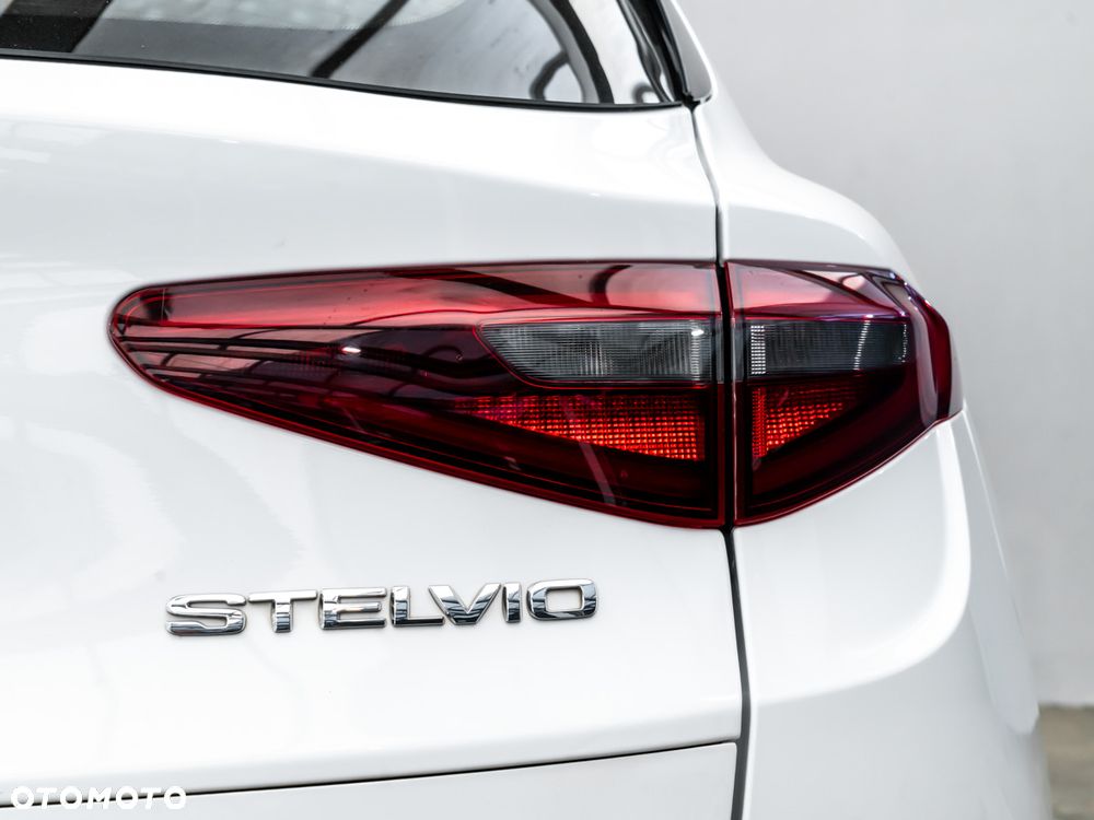 Alfa Romeo Stelvio 2.0 Turbo Business Q4 - 9