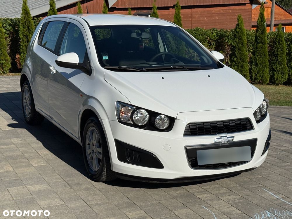 Chevrolet Aveo 1.2 - 9