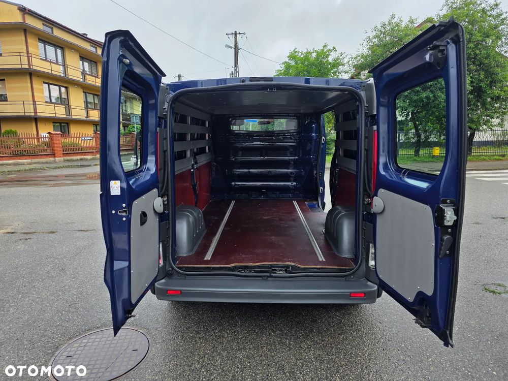 Renault Trafic - 19