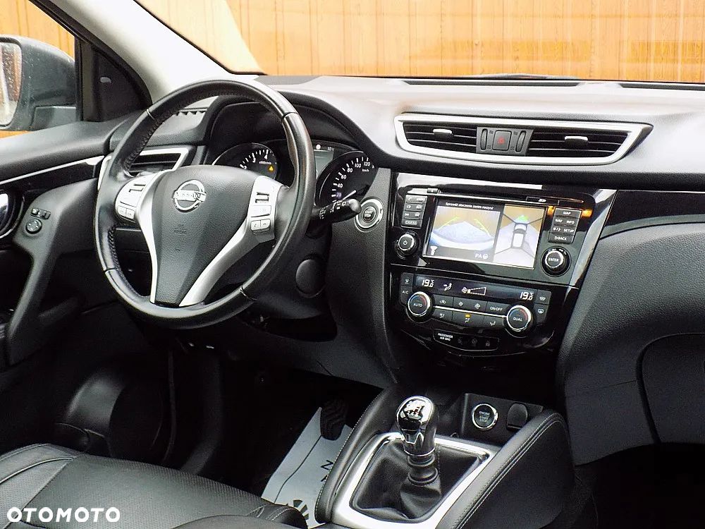 Nissan Qashqai 1.2 DIG-T N-Connecta - 18