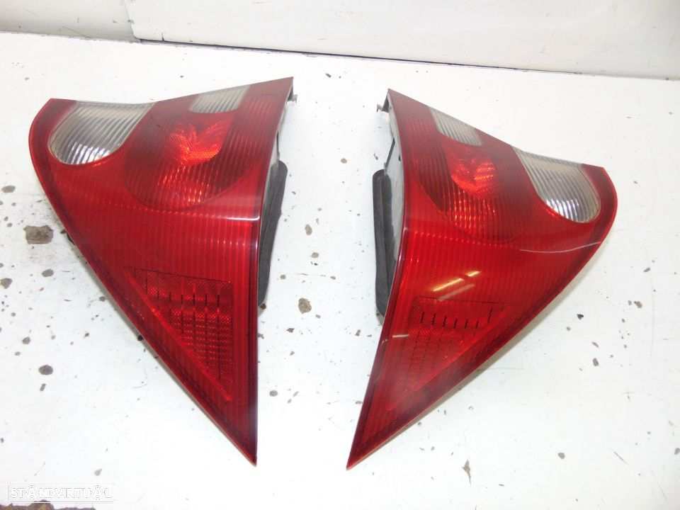 Honda civic coupê 2001 farolins trás - 6