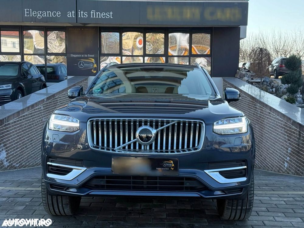 Volvo XC 90 T8 AWD Recharge Geartronic Inscription Edition - 3
