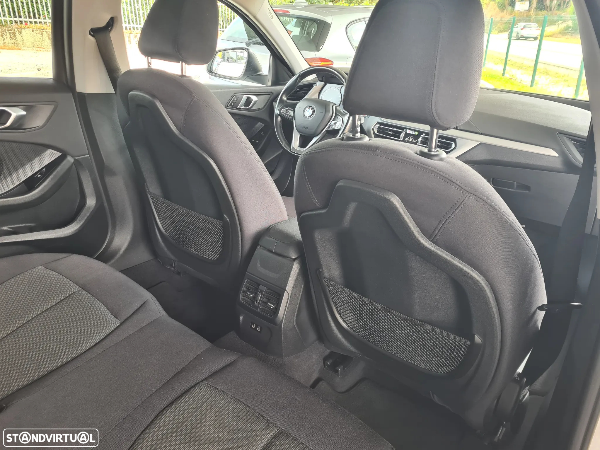 BMW 118 - 24