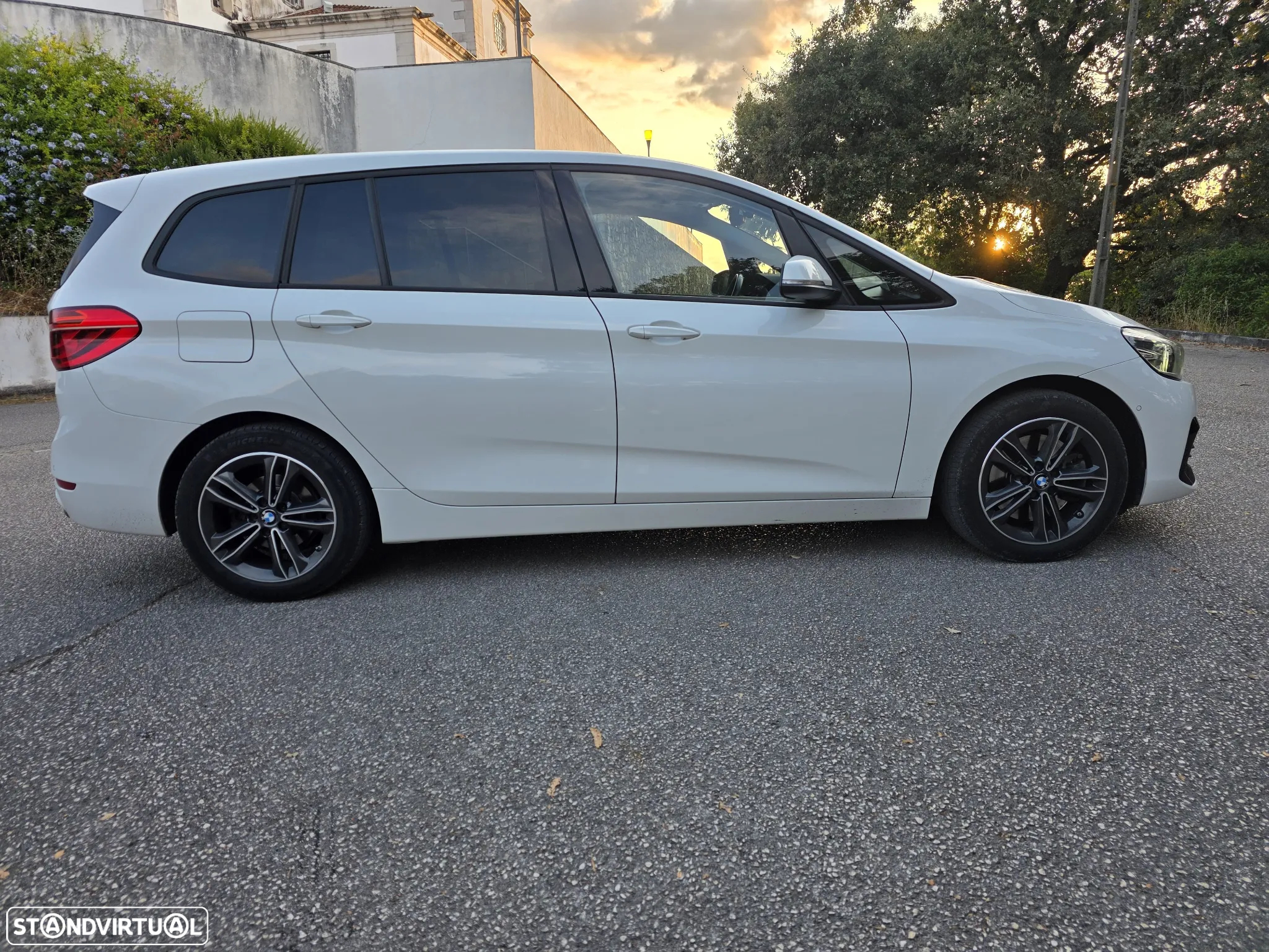 BMW 218 Gran Tourer d xDrive Sport-Aut. - 4