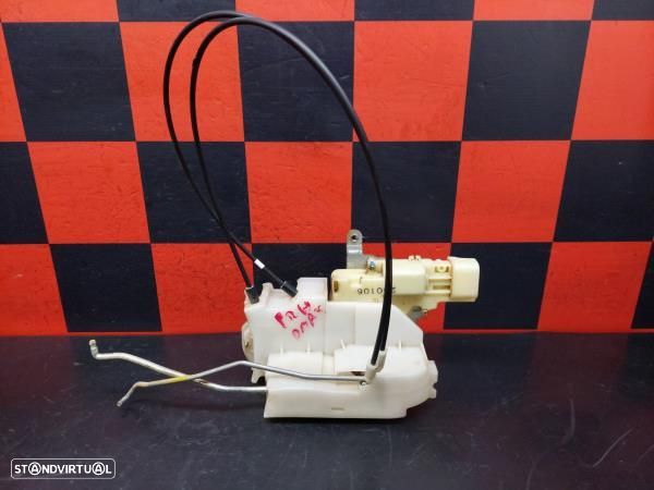 Fecho Porta Frente Direito Isuzu D-Max I Camião De Plataforma/Chassis - 1