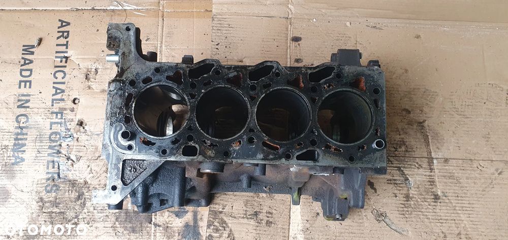Silnik blok silnika słupek dół Fiat Ducato III Transit MK7 2.2 TDCI 6C1Q-6015-AE - 1