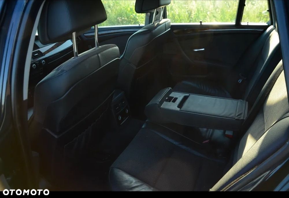 BMW Seria 5 530i - 10