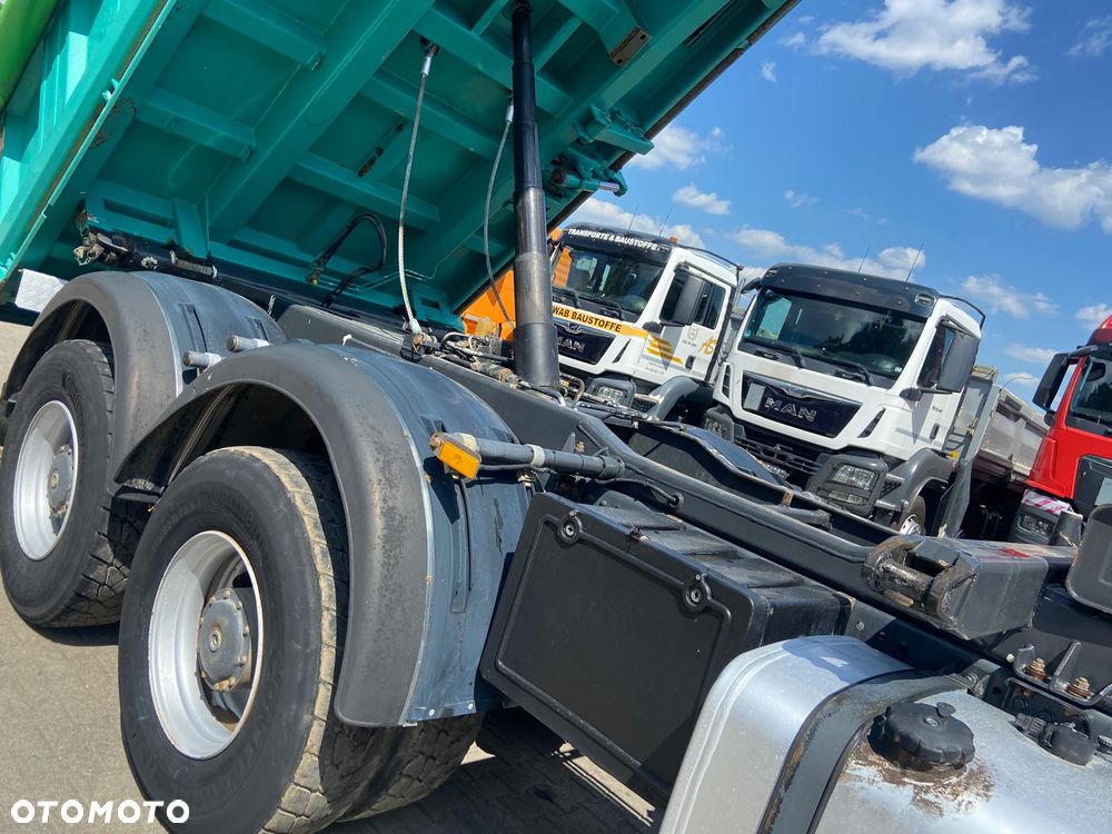 Mercedes-Benz ACTROS 3341 6x6 wywr 3-str Meiller Bordmatik 2004 r - 12