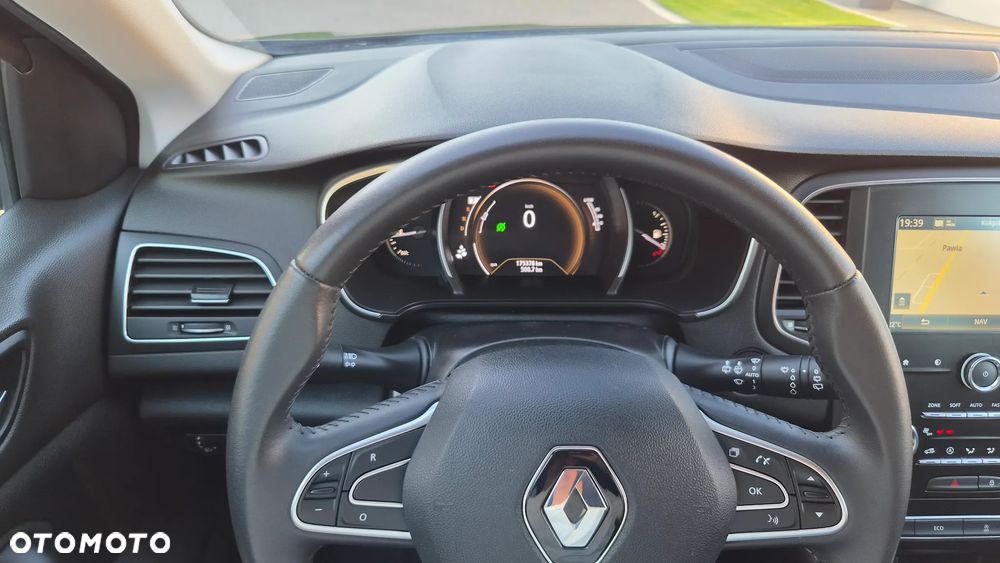 Renault Megane BLUE dCi 115 EDC BUSINESS EDITION - 31