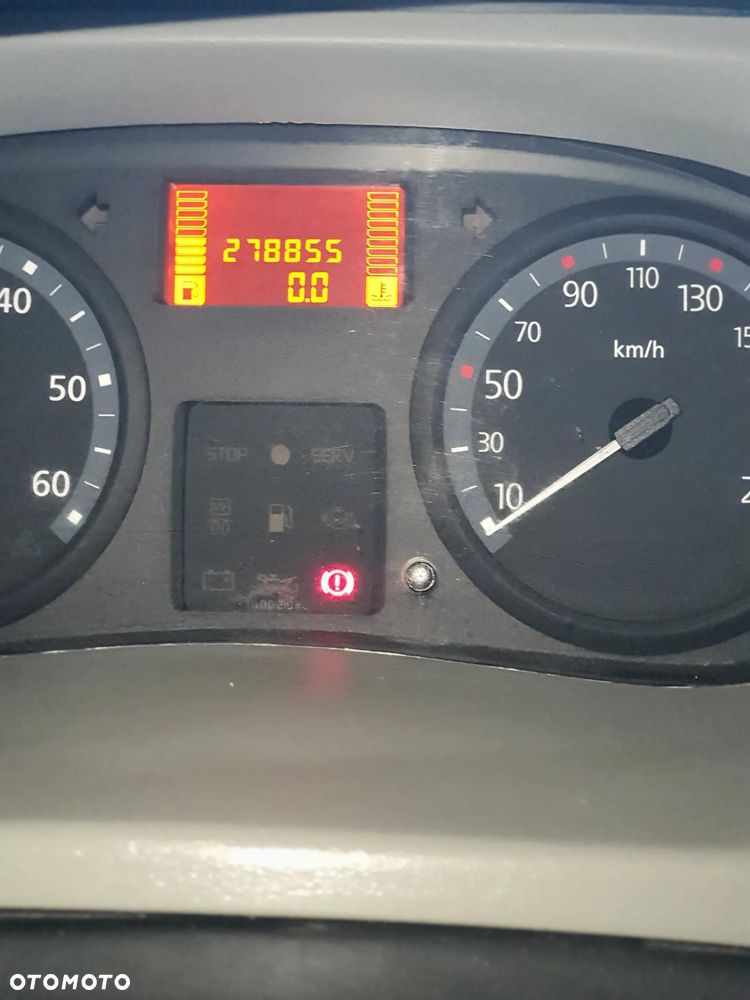 Renault Trafic - 18