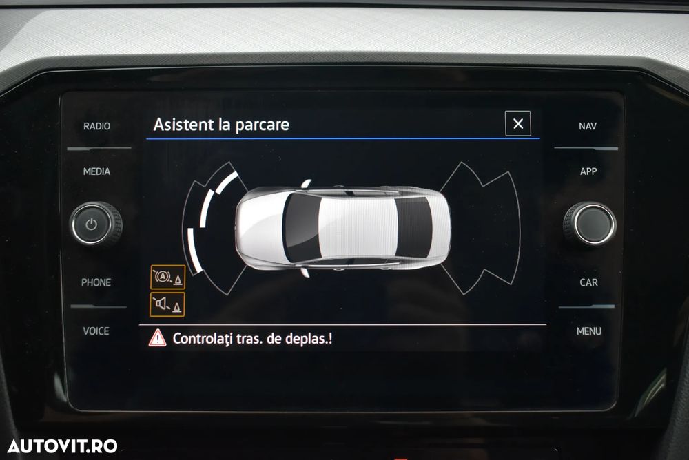 Volkswagen Passat 2.0 TDI DSG Comfortline - 21